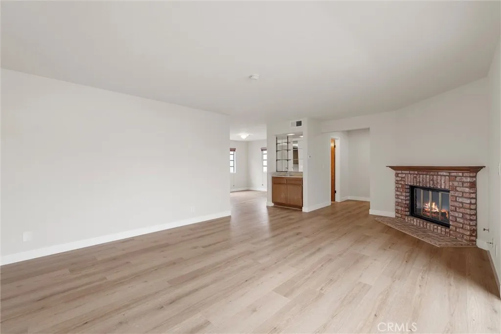 2609 Vanderbilt Lane 4, Redondo Beach, California 90278 home-pic-5
