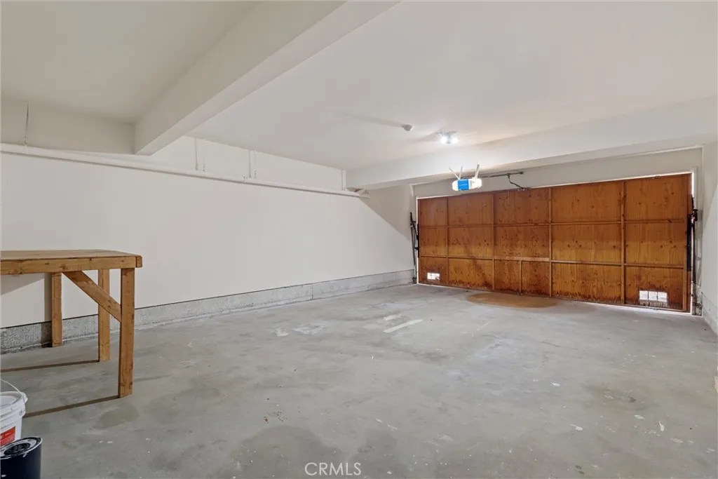 2609 Vanderbilt Lane 4, Redondo Beach, California 90278 home-pic-26