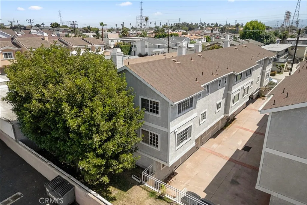 2609 Vanderbilt Lane 4, Redondo Beach, California 90278 home-pic-1
