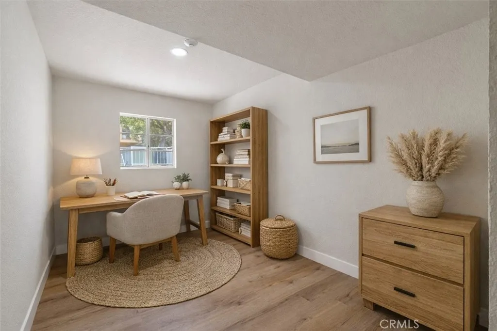 2609 Vanderbilt Lane 4, Redondo Beach, California 90278 home-pic-24