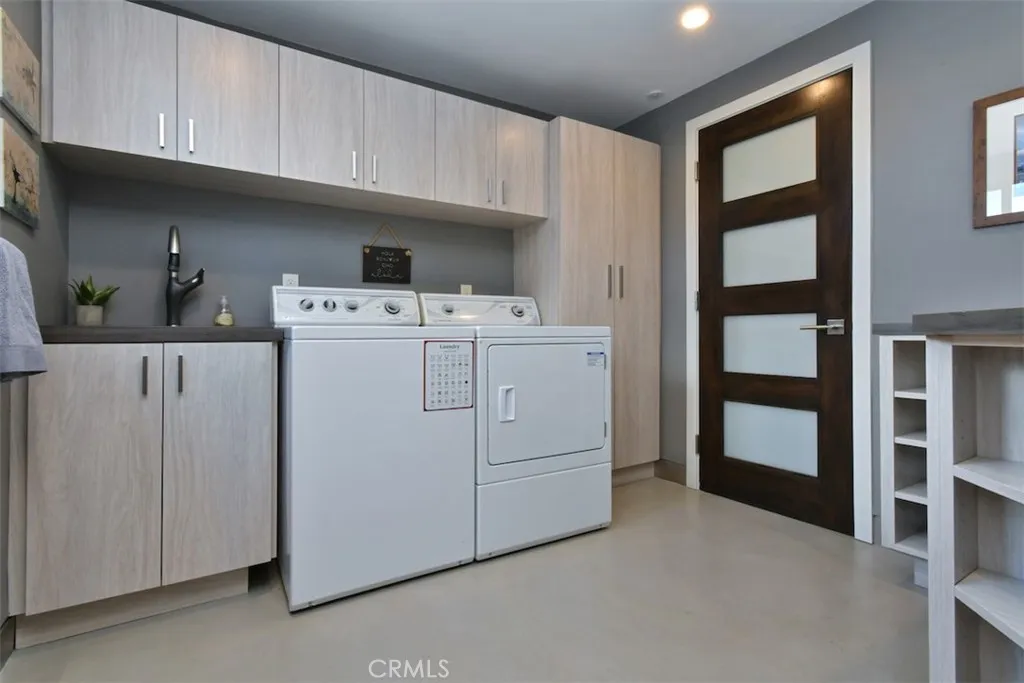 6100 Maury Avenue, Woodland Hills, California 91367 home-pic-16