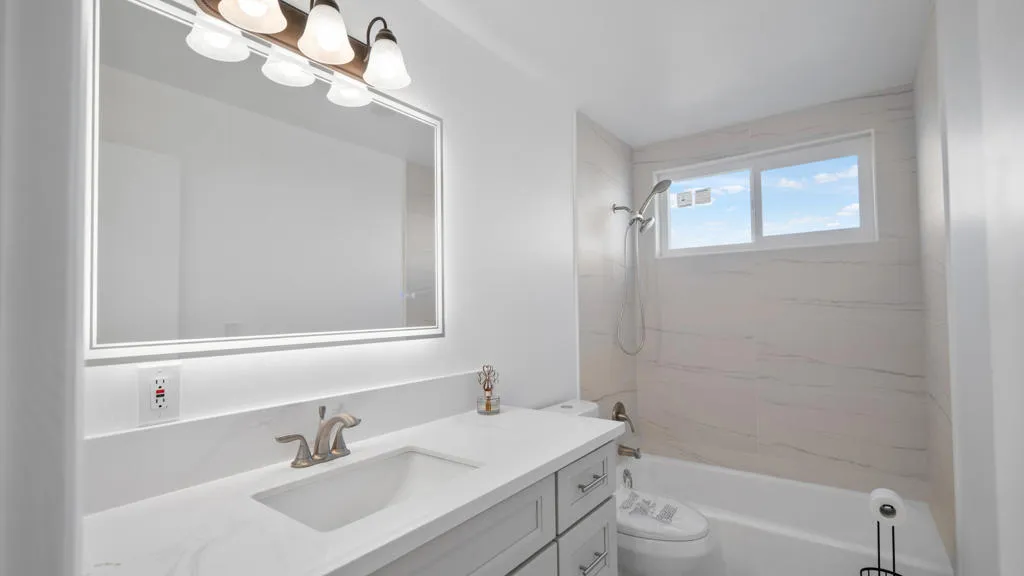 7478 Bonita Trail, Yucca Valley, California 92284 home-pic-32