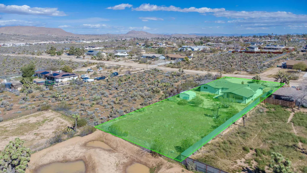 7478 Bonita Trail, Yucca Valley, California 92284 home-pic-46