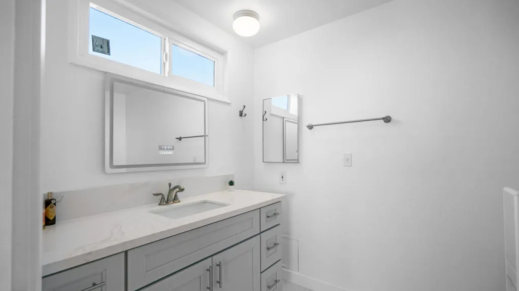 7478 Bonita Trail, Yucca Valley, California 92284 home-pic-28