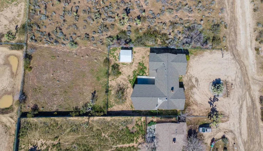 7478 Bonita Trail, Yucca Valley, California 92284 home-pic-52