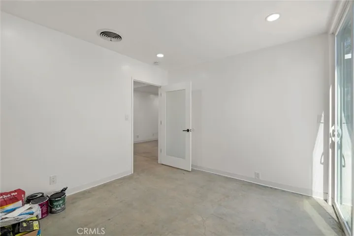 805 Unit