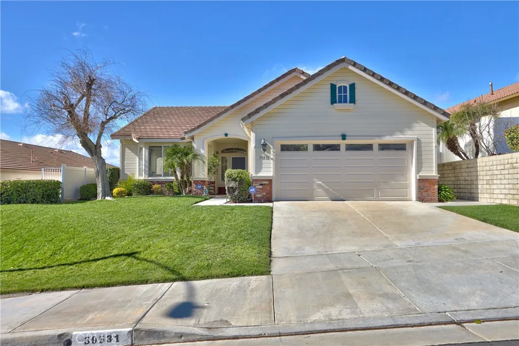 39531 Sierra Madre, Murrieta, California 92563 home-pic-2