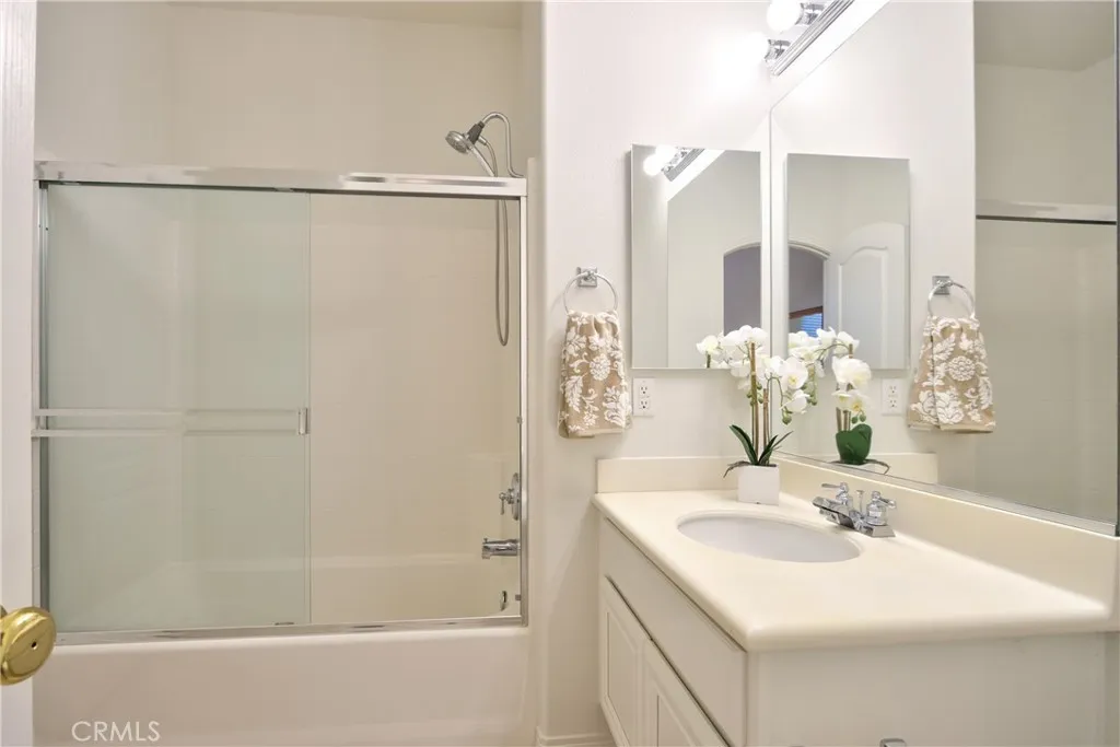 39531 Sierra Madre, Murrieta, California 92563 home-pic-27