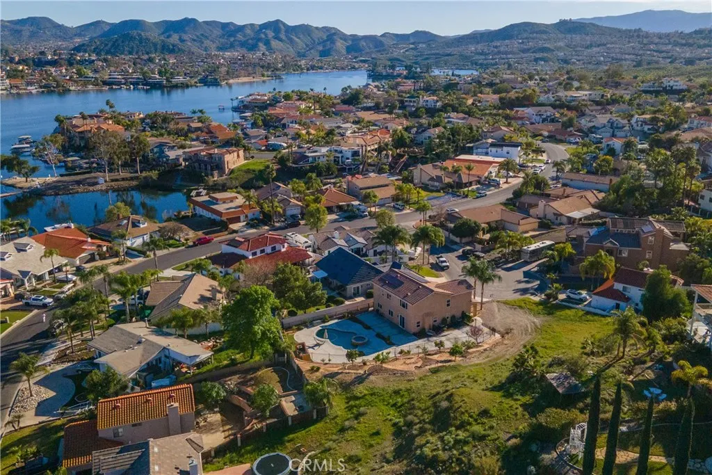 22270 Pinto Drive, Menifee, California 92587 home-pic-67