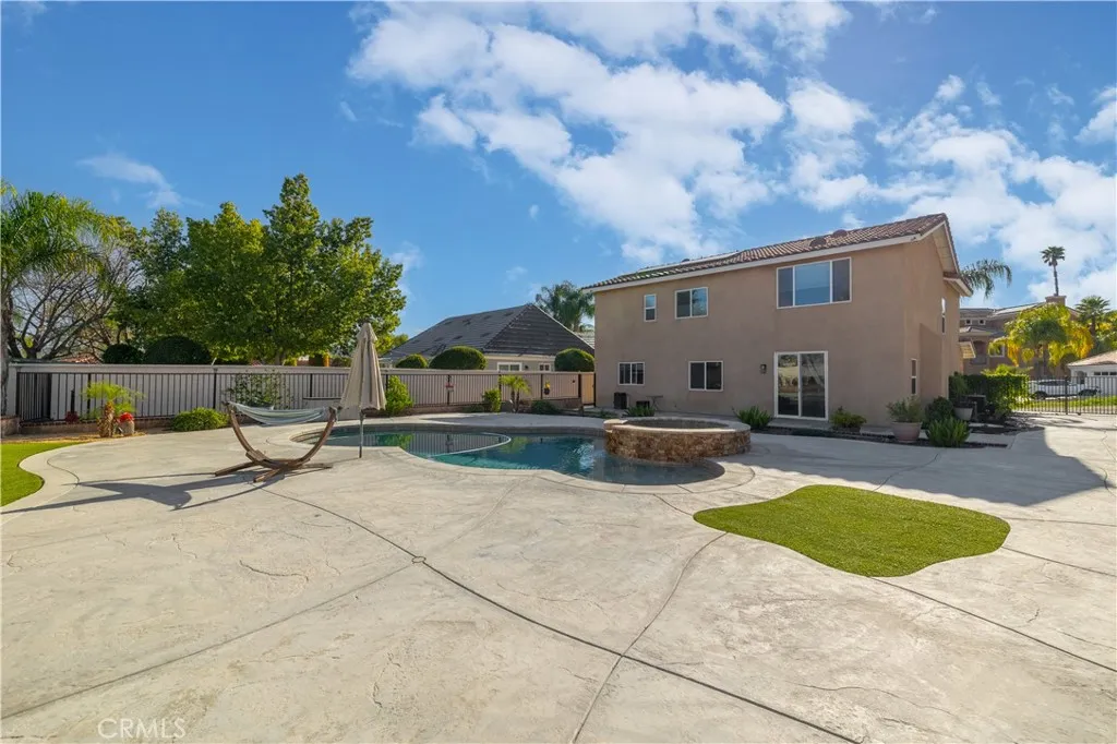 22270 Pinto Drive, Menifee, California 92587 home-pic-50