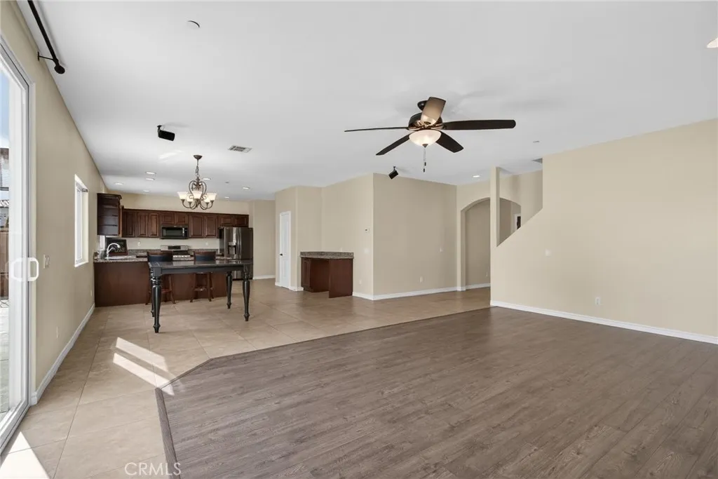 22270 Pinto Drive, Menifee, California 92587 home-pic-14