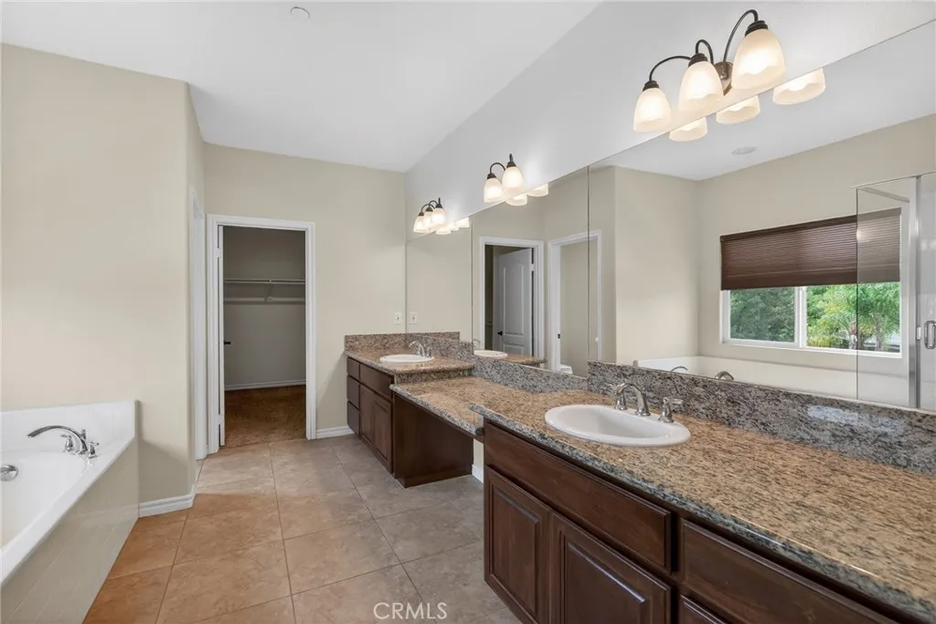 22270 Pinto Drive, Menifee, California 92587 home-pic-30