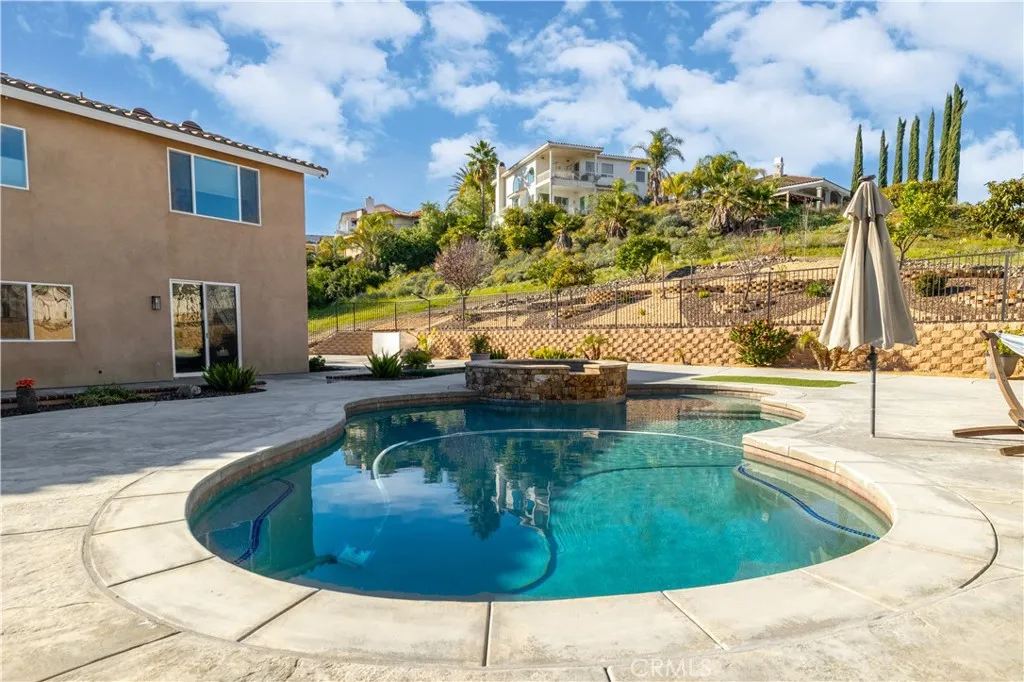 22270 Pinto Drive, Menifee, California 92587 home-pic-43