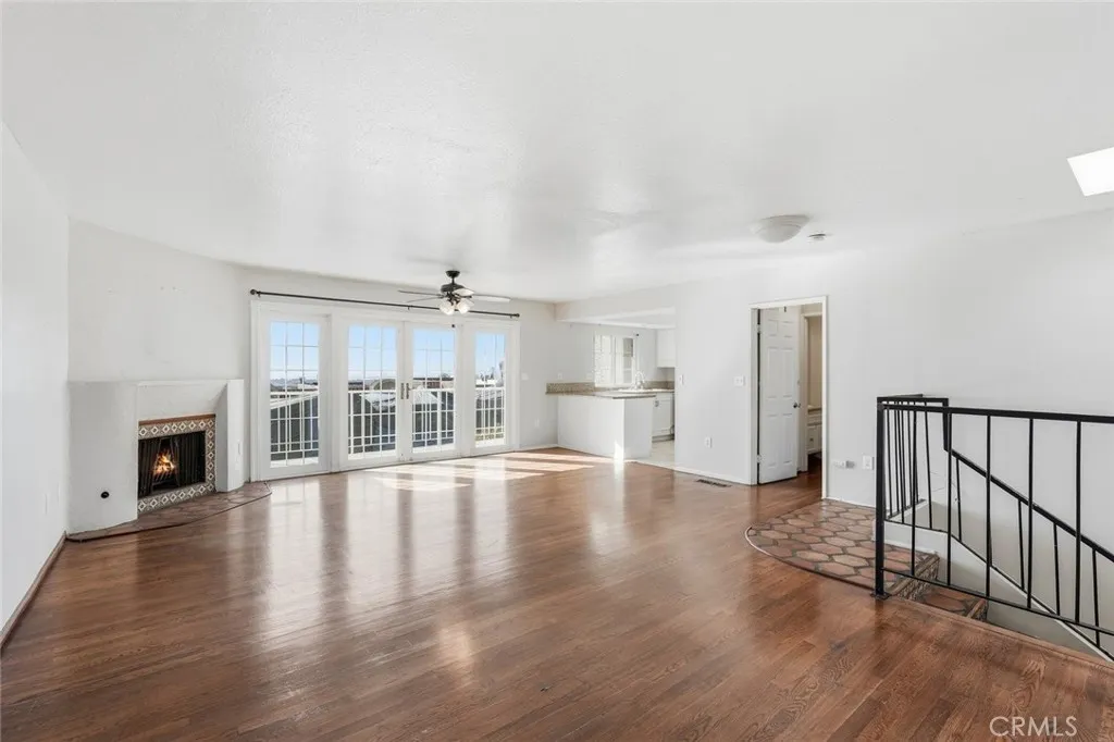 2275 Ohio, Signal Hill, California 90755 home-pic-1