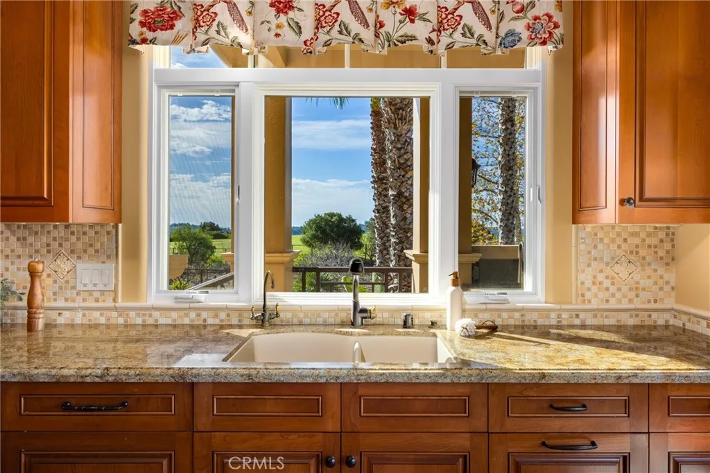 6935 Canada Vista, San Luis Obispo, California 93401 home-pic-25