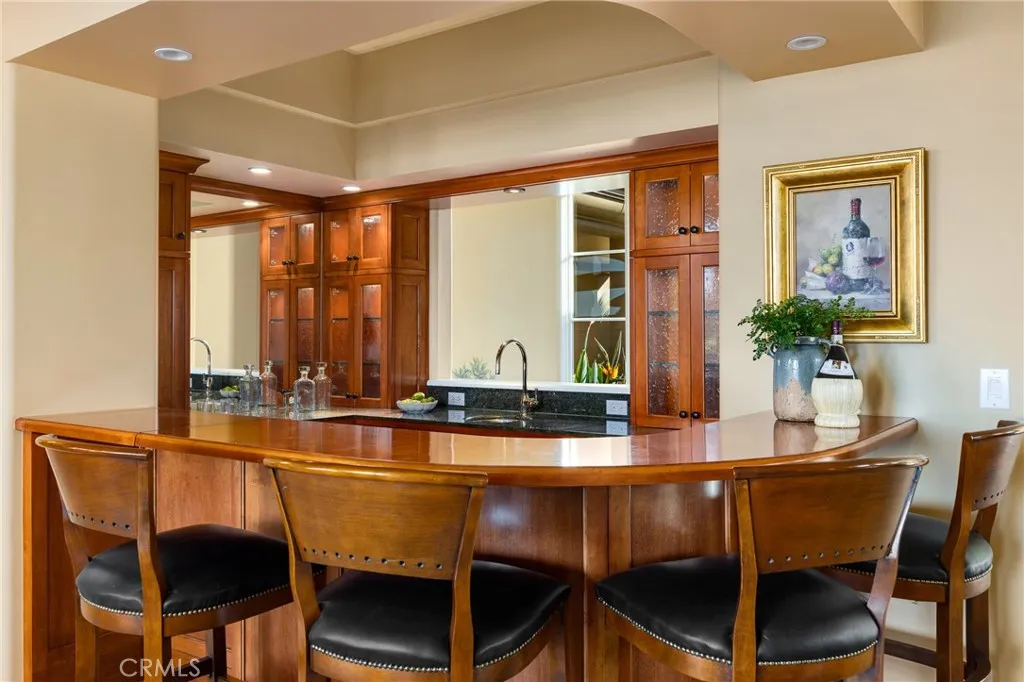 6935 Canada Vista, San Luis Obispo, California 93401 home-pic-16
