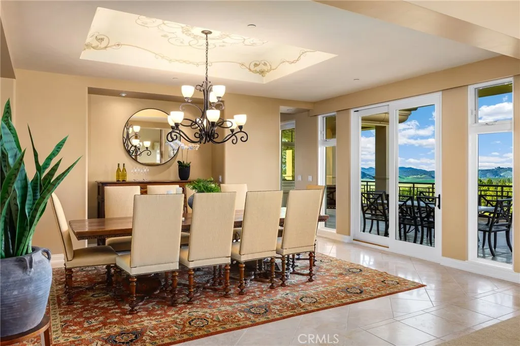 6935 Canada Vista, San Luis Obispo, California 93401 home-pic-12