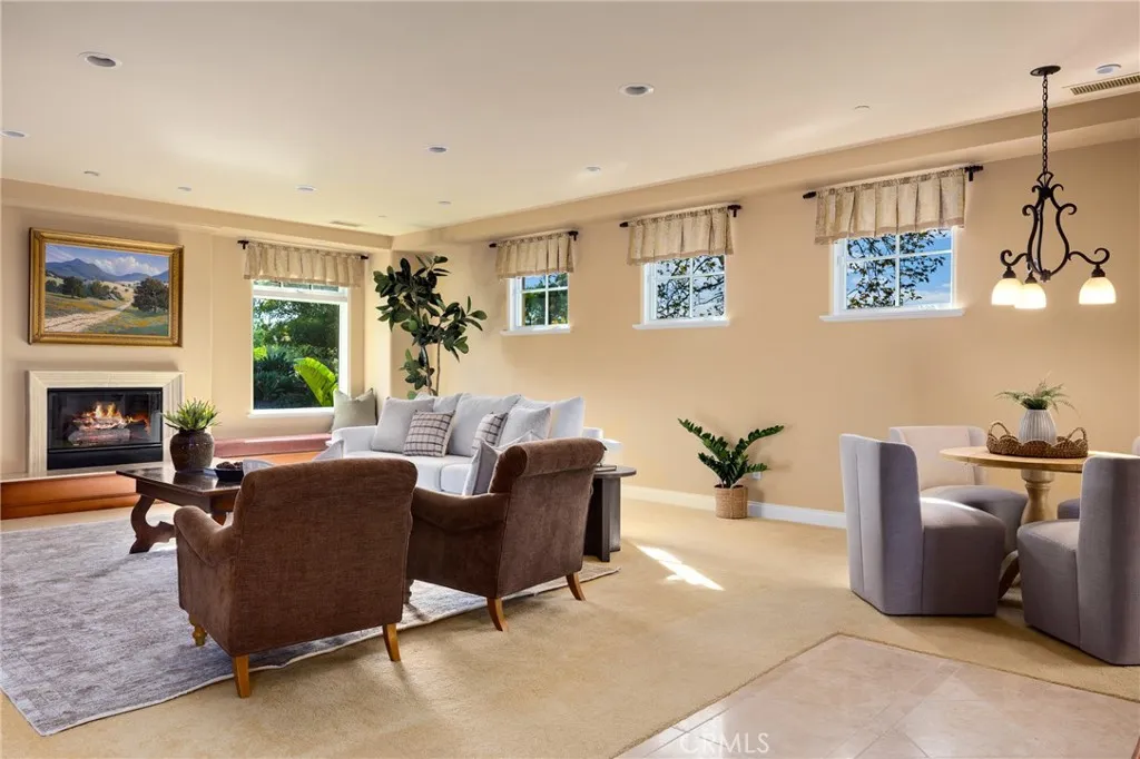 6935 Canada Vista, San Luis Obispo, California 93401 home-pic-19