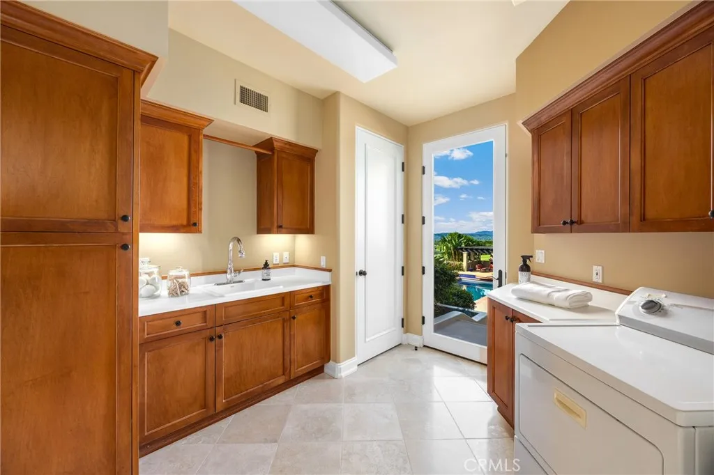 6935 Canada Vista, San Luis Obispo, California 93401 home-pic-59