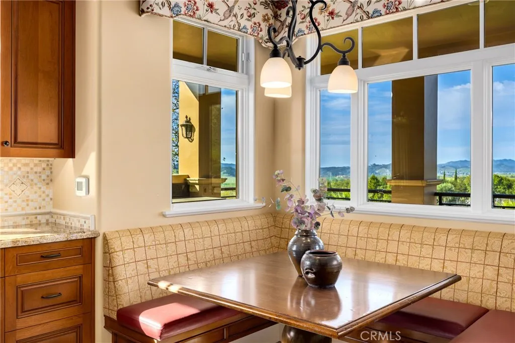 6935 Canada Vista, San Luis Obispo, California 93401 home-pic-24