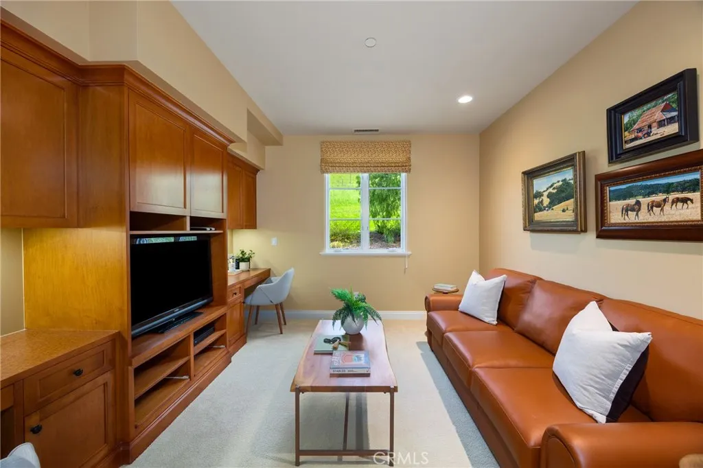 6935 Canada Vista, San Luis Obispo, California 93401 home-pic-56