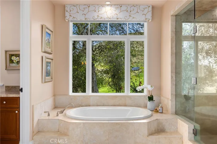 6935 Canada Vista, San Luis Obispo, California 93401