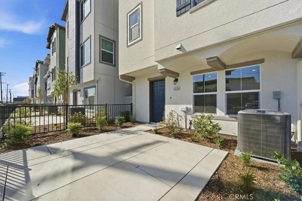 2528 Iconic Street, South El Monte, California 91733 home-pic-3