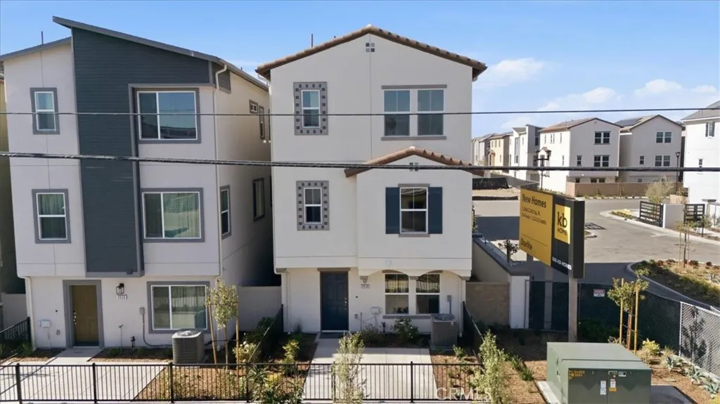 2528 Iconic Street, South El Monte, California 91733 home-pic-2