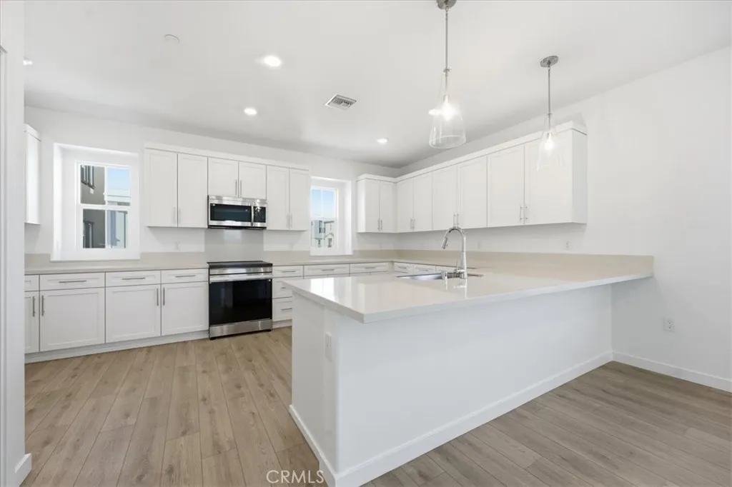 2528 Iconic Street, South El Monte, California 91733 home-pic-9