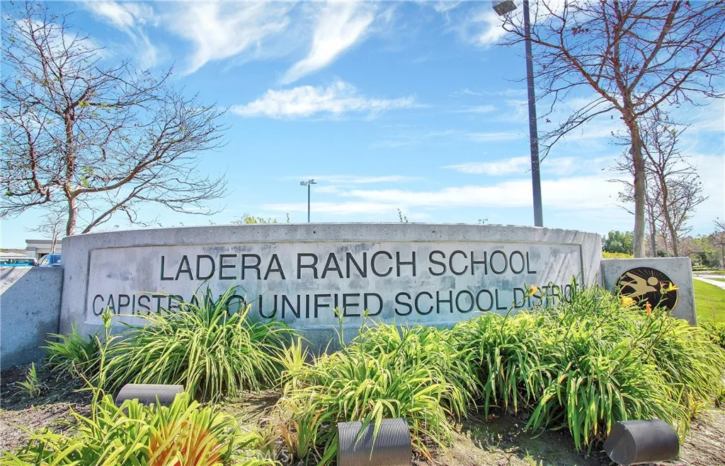 11 Oatfield Farm, Ladera Ranch, California 92694 home-pic-39