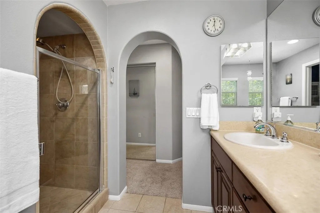 11 Oatfield Farm, Ladera Ranch, California 92694 home-pic-16