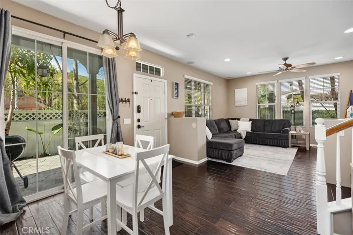 11 Oatfield Farm, Ladera Ranch, California 92694
