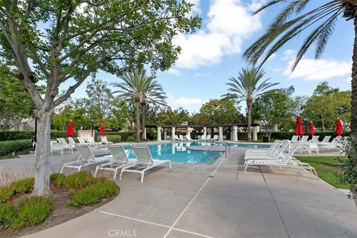 11 Oatfield Farm, Ladera Ranch, California 92694