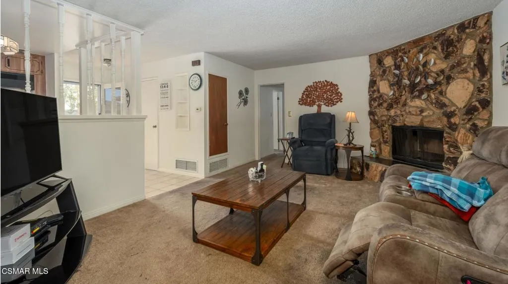 1271 Alexander Street, Simi Valley, California 93065 home-pic-5