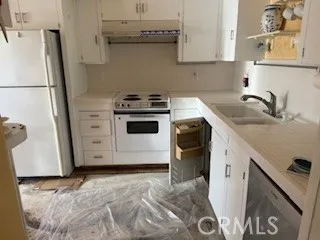 1530 S Pomona B32, Fullerton, California 92832 home-pic-14
