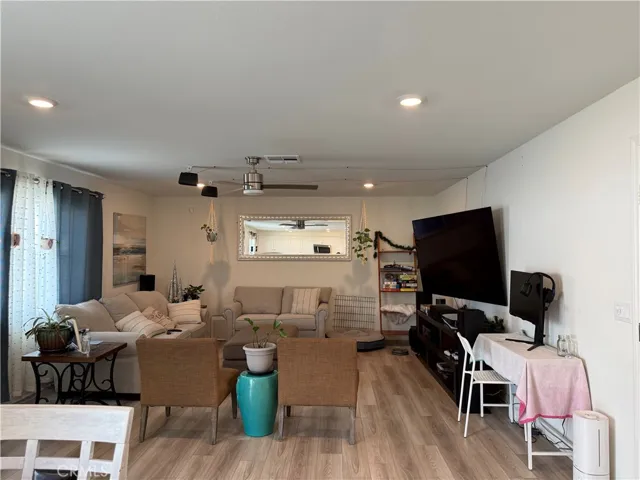 5564 Spur Drive, Hemet, California 92545