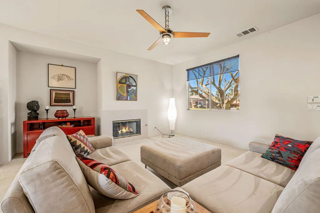 47496 Manteca Court, Indio, California 92201 home-pic-11