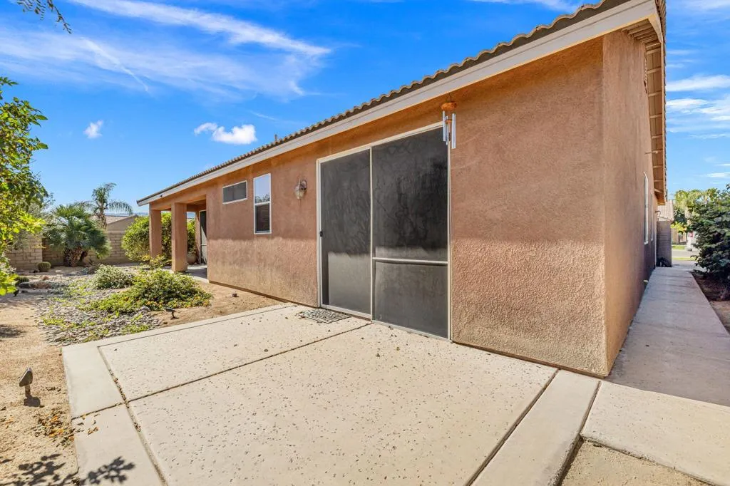 47496 Manteca Court, Indio, California 92201 home-pic-30