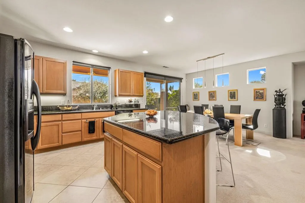 47496 Manteca Court, Indio, California 92201 home-pic-7