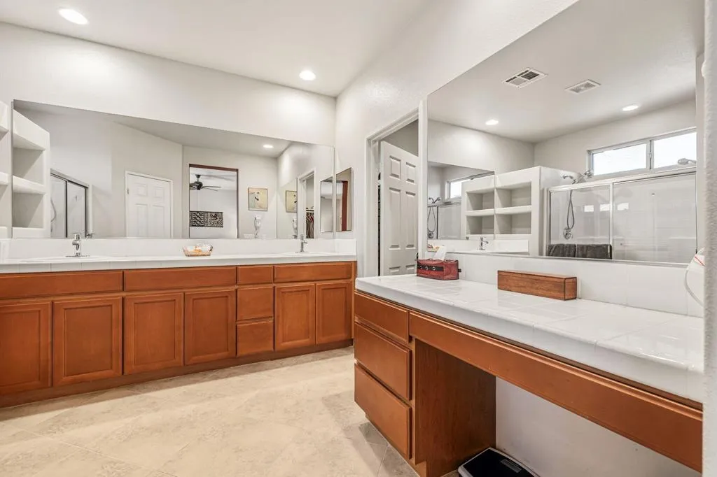 47496 Manteca Court, Indio, California 92201 home-pic-19