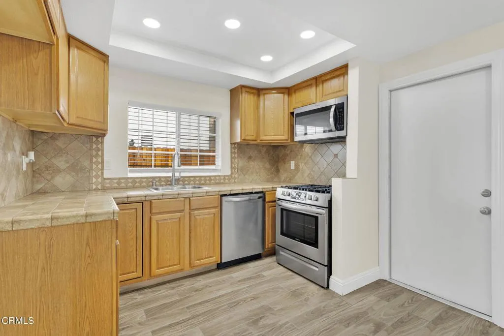 2622 Silverado Creek, Ontario, California 91761 home-pic-12