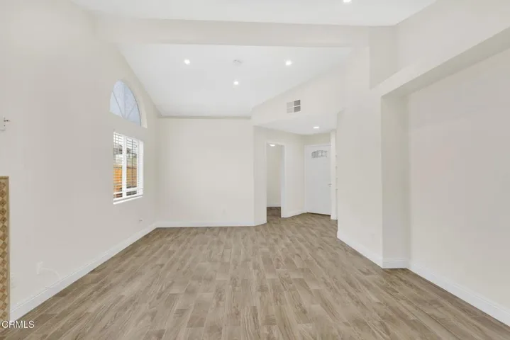10-web-or-mls-4E8A9216