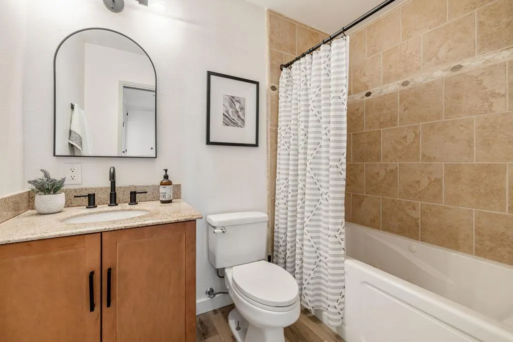 42700 Wisconsin Avenue, Palm Desert, California 92211 home-pic-16