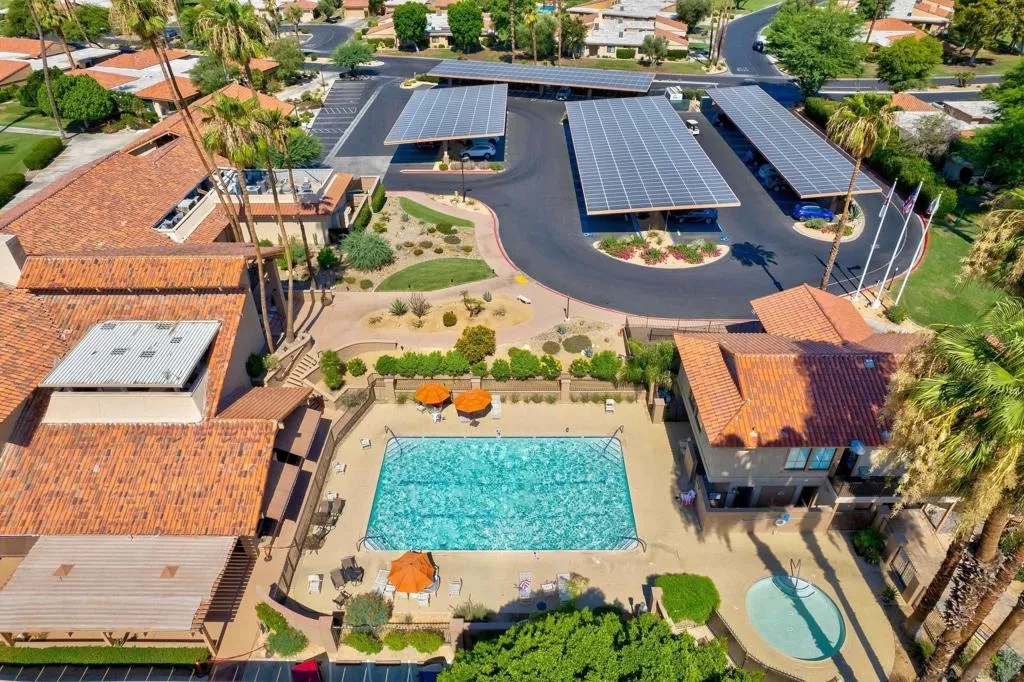 19 Granada Dr, Rancho Mirage, California 92270 home-pic-41