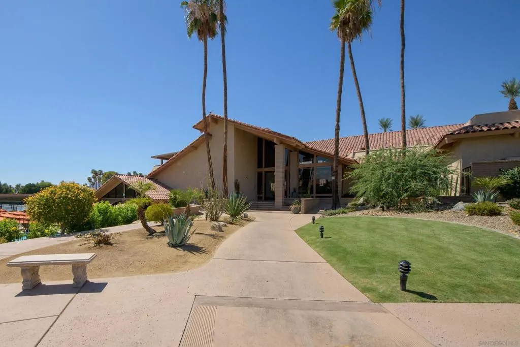 19 Granada Dr, Rancho Mirage, California 92270 home-pic-34