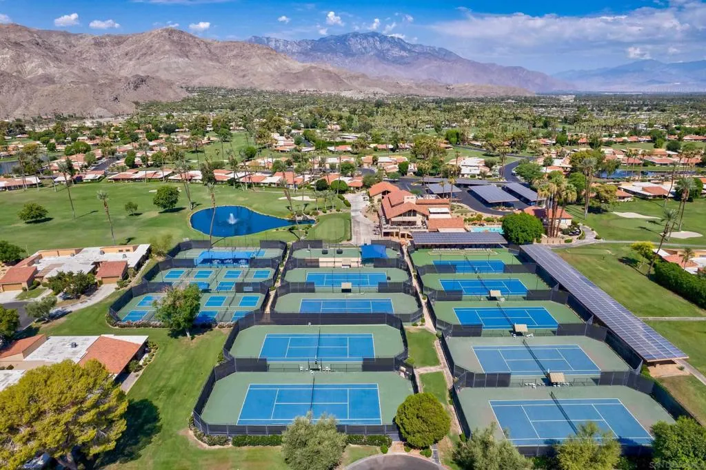 19 Granada Dr, Rancho Mirage, California 92270 home-pic-44