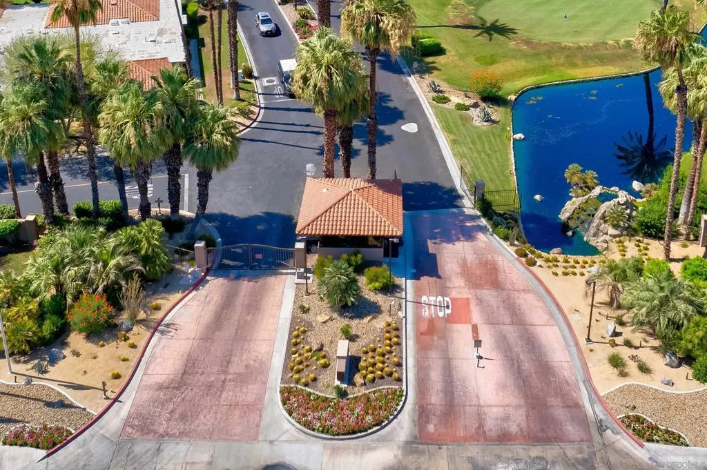 19 Granada Dr, Rancho Mirage, California 92270 home-pic-39