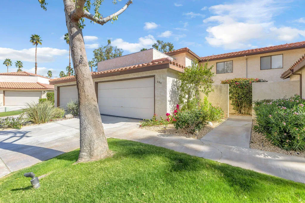 204 Lakecrest Lane, Palm Desert, California 92260 home-pic-41