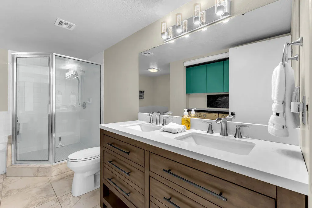 204 Lakecrest Lane, Palm Desert, California 92260 home-pic-18