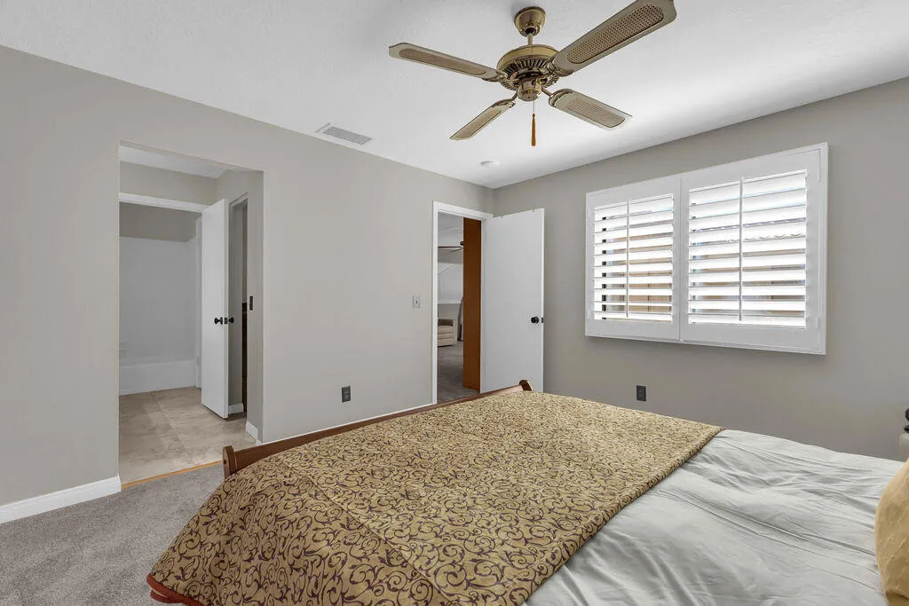 204 Lakecrest Lane, Palm Desert, California 92260 home-pic-26